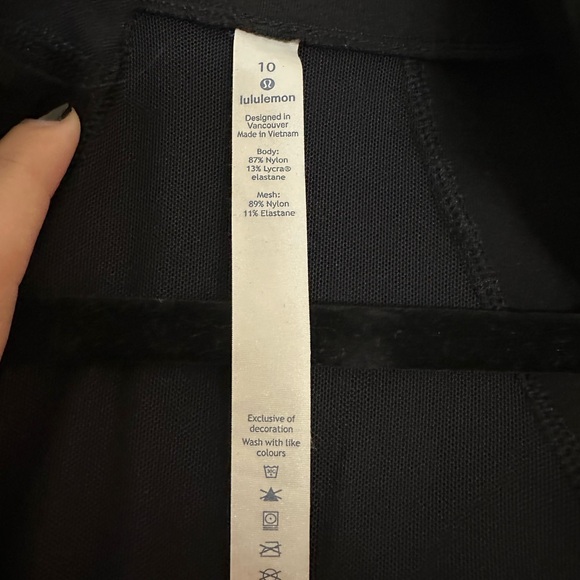 COPY - Lululemon athletic jacket - Picture 4 of 5